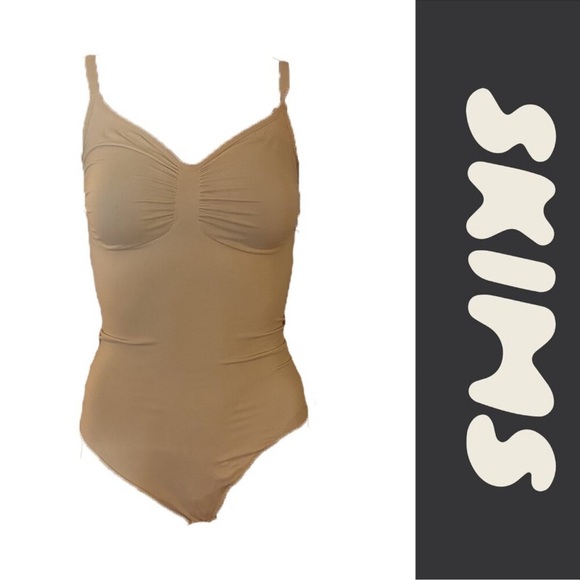 SKIMS Seamless Sculpt Thong Bodysuit Clay Size Small Tan Seamless Bodysuit - Picture 5 of 5